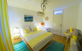 Yellow Lily Mostar Apartman