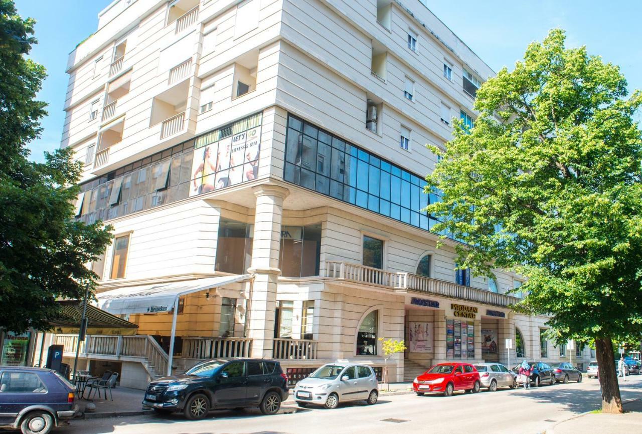 Yellow Lily Mostar Apartman Exterior foto