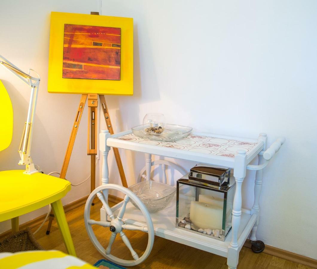 Yellow Lily Mostar Apartman Exterior foto